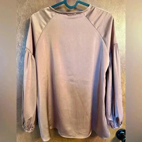 Grade & Gather Women’s blouse casual business work attire - Picture 3 of 3